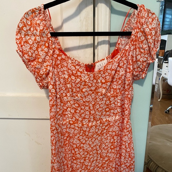 Lost + Wander Dresses & Skirts - Selena Floral Lost + Wander mini dress